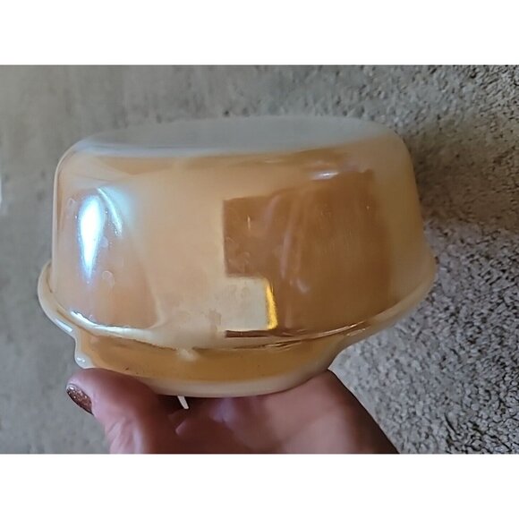 vintage Anchor Hocking Fire King 2 Quart casserole dish. Coral Color. 1960s - Picture 4 of 7